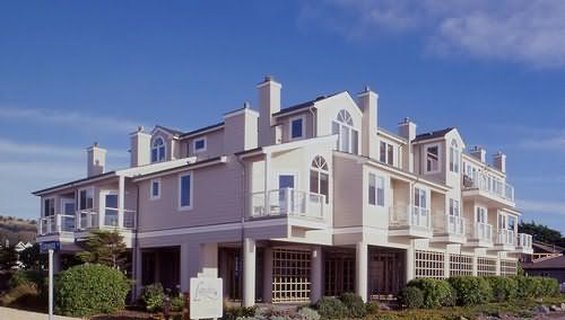Landis Shores Oceanfront Inn - Half Moon Bay, CA