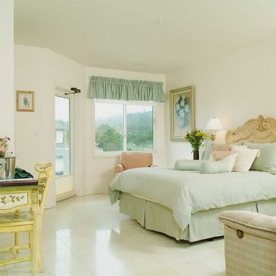 Landis Shores Oceanfront Inn - Half Moon Bay, CA