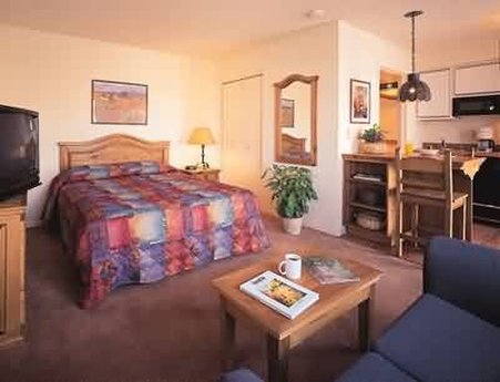 Santa Fe Suites