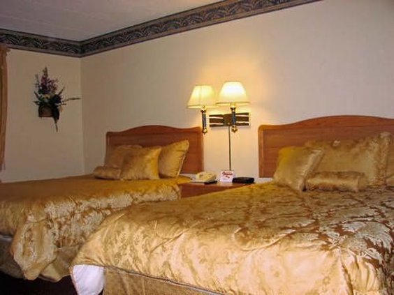 AmericInn Lodge & Suites Brooklyn Center