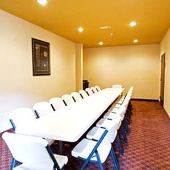 Garden Inn Union City - Union City, GA