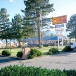 Budget Host Four Winds Motor Lodge