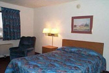 Quest Inn - Springfield, IL