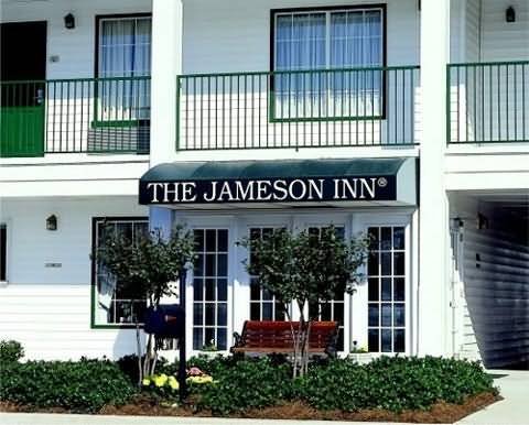 Quality Inn - Waynesboro, GA