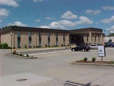 Gold Vault Inn - Radcliff, KY