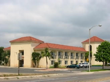 Ocean Gateway Inn - Santa Paula, CA