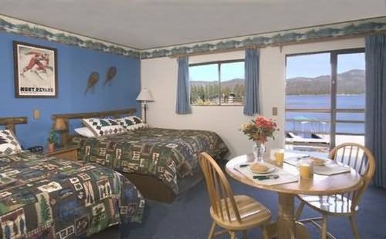 Big Bear Lake Front Lodge - Big Bear Lake, CA