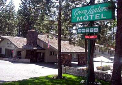 Green Lantern Inn & Suites