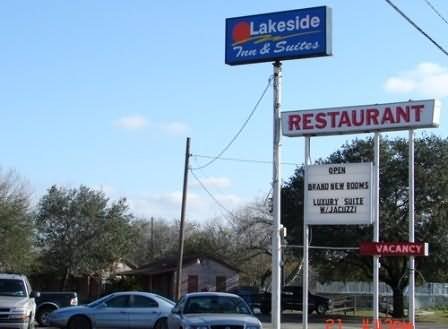 Lakeside Inn & Suites - Mathis, TX