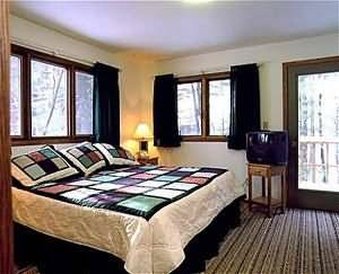Holiday Acres Resort On Lake Thompson - Rhinelander, WI