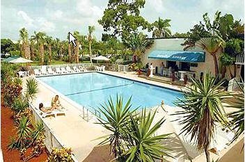 Holiday Park Hotel And Suites Deerfield Beach Hotels - Deerfield Beach, FL