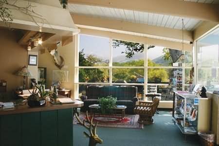 Sierra Lodge - Three Rivers, CA