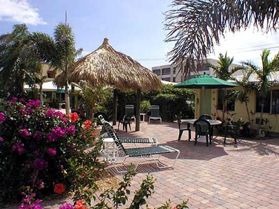 Estoril Paradise Inn