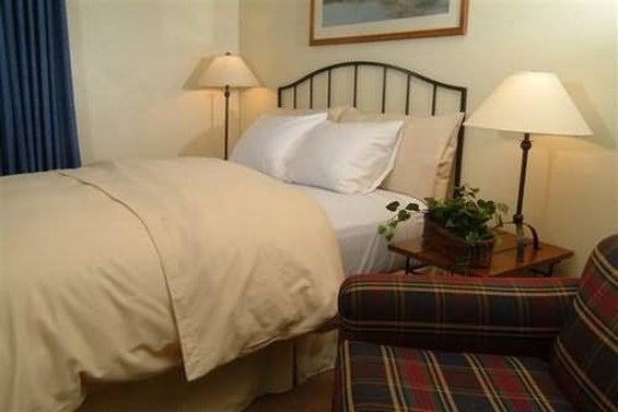 Sky Harbor Suites - Salt Lake City, UT