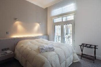 Hotel 82 London - Room