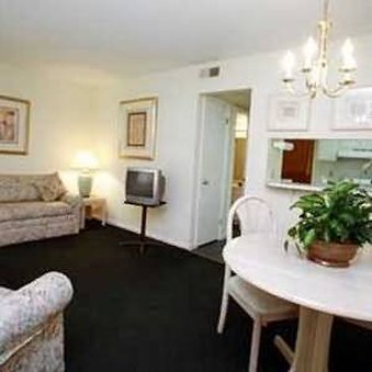 Duke Tower Hotel & Condominiums - Durham, NC