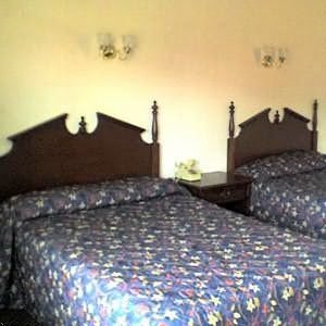 Budget Host Inn Hazelwood - Hazelwood, MO