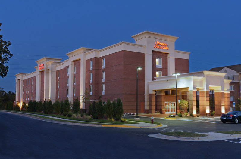 Hampton Inn & Suites Herndon Reston