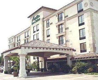 Antonian Inn And Suites