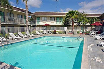 Motel 6 - Temecula, CA