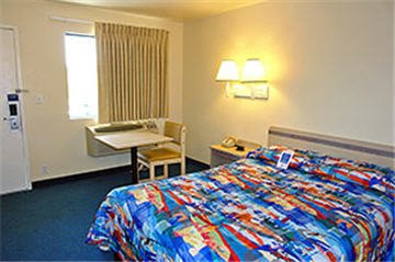 Motel 6 - Temecula, CA