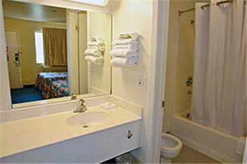 Motel 6 - Temecula, CA