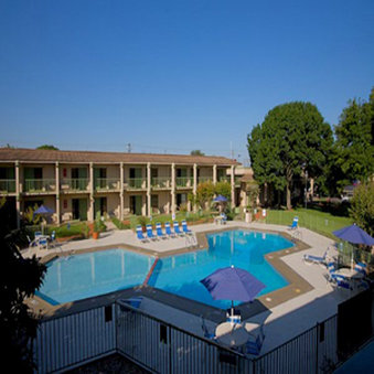North Austin Plaza Hotel And Suites