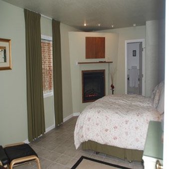 Anton Inn - Pacific Grove, CA
