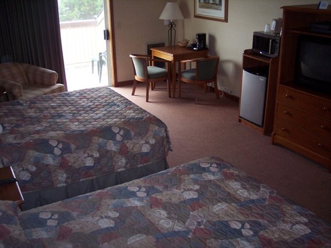 Bodega Coast Inn & Suites - Bodega Bay, CA