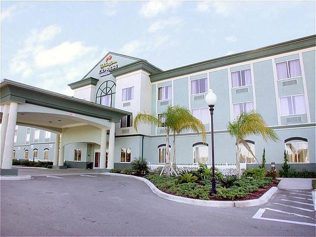 Holiday Inn Express & Suites COCOA - Cocoa, FL