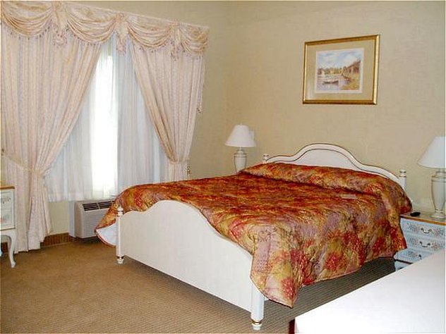 Holiday Inn Express & Suites COCOA - Cocoa, FL