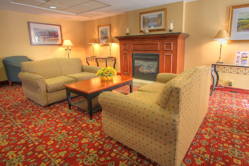 Holiday Inn Express ANDOVER NORTH-LAWRENCE - Lawrence, MA