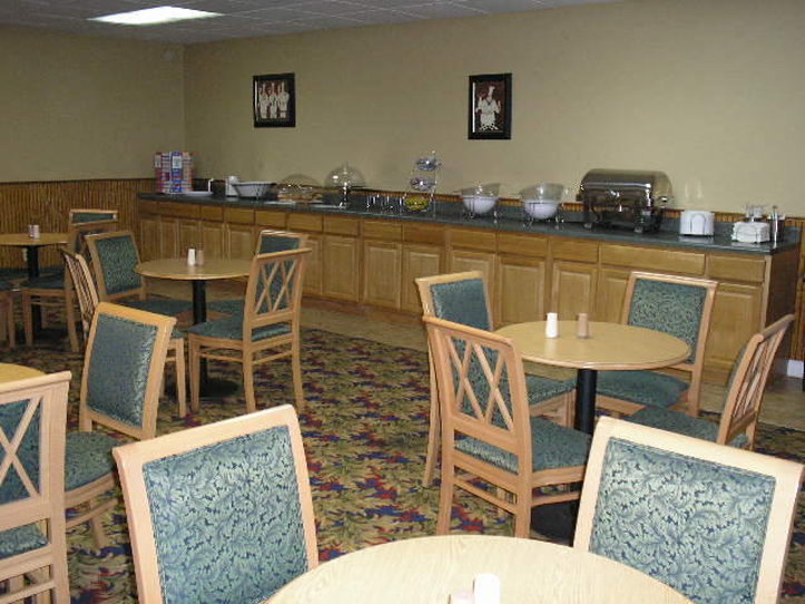 Guesthouse Inn And Suites