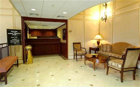 Rockville Center Inn - Lynbrook, NY