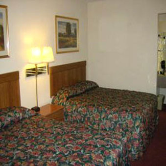 Harrisonville Inn And Suites - Harrisonville, MO