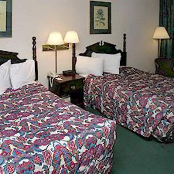 Lodge Hotel & Banquet