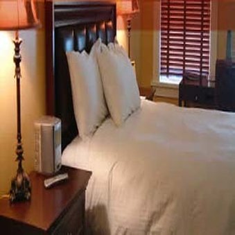 Montvale Hotel