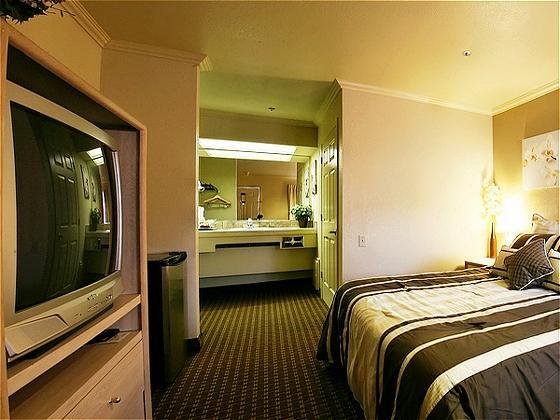 Bridgepoint Inn Daly City - Daly City, CA