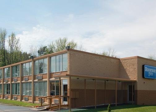 Rodeway Inn Flint - Flint, MI