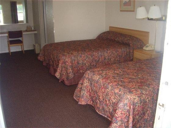 Relax Inn-Benton - Benton, AR