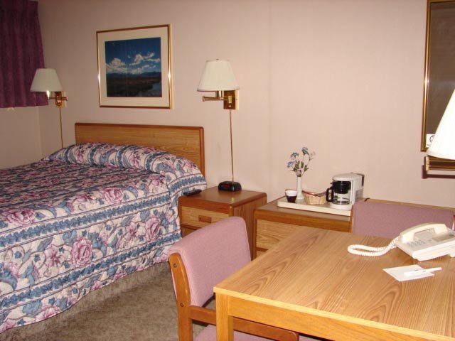 Ruby Inn - Bridgeport, CA