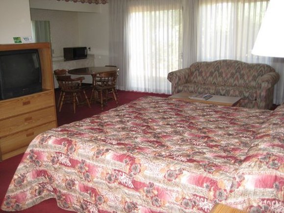 Rancho Tee Motel - Atascadero, CA