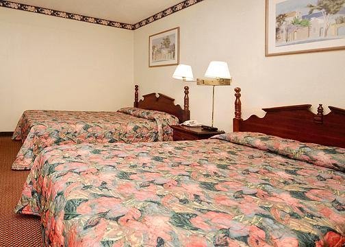 Rodeway Inn