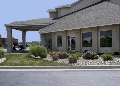 Comfort Inn & Suites - Dimondale, MI