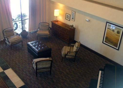 Clarion Hotel And Conference Center