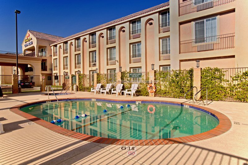 Holiday Inn Express - Fort Huachuca, AZ