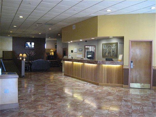 St. Michaels Plaza Hotel