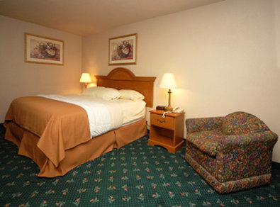 Days Inn By Wyndham Albion - Albion, MI