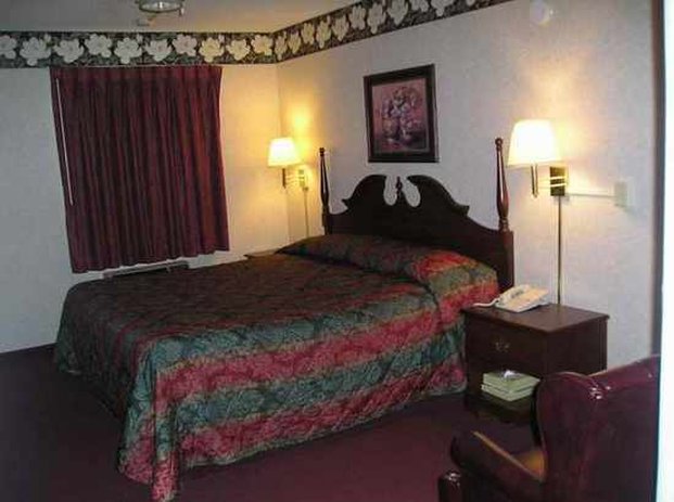 Magnolia Suites and Inn - Millington, TN
