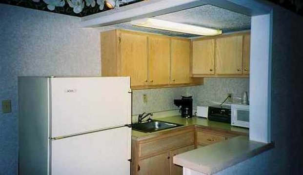 Magnolia Suites and Inn - Millington, TN